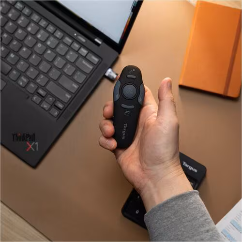 WIRELESS PRESENTER W/ LASER POINTER